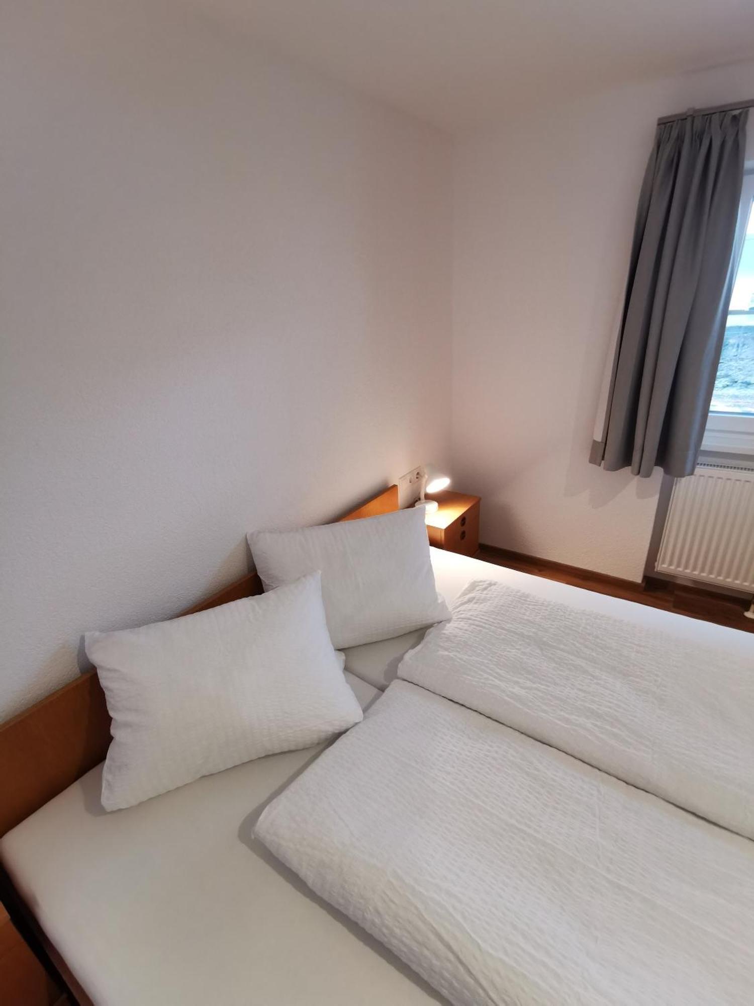 Apartments Haus Schoen - Preise Inclusive Pitztal Sommer Card Jerzens Quarto foto
