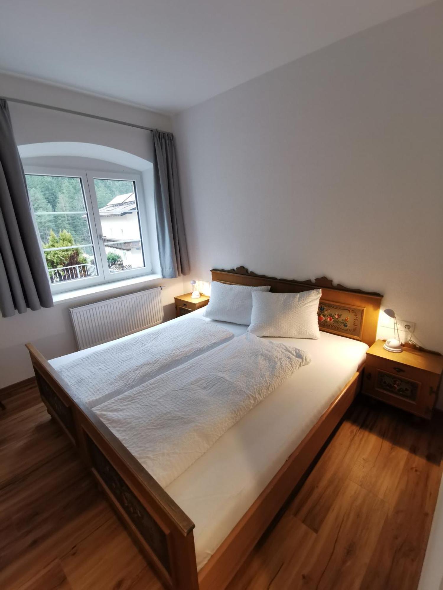 Apartments Haus Schoen - Preise Inclusive Pitztal Sommer Card Jerzens Quarto foto